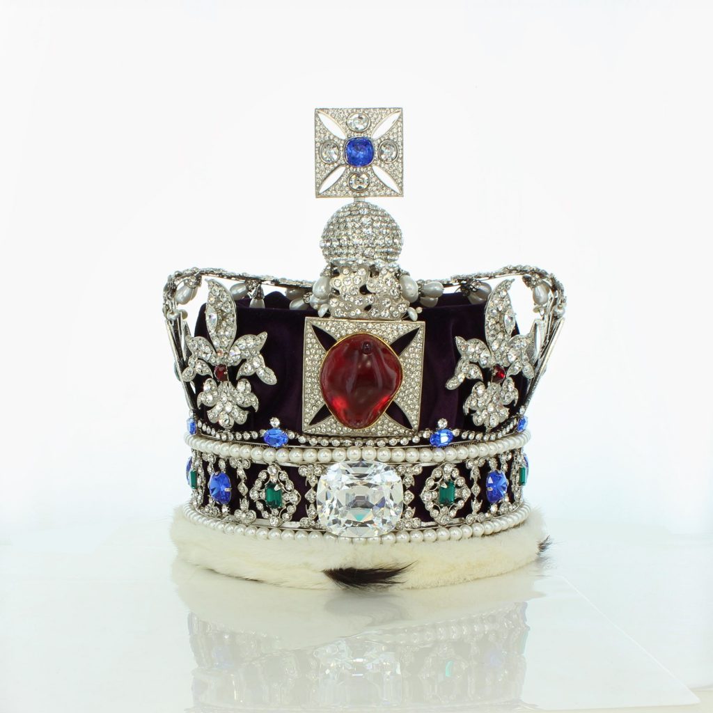 The jewels of Queen Elizabeth's Imperial State Crown - The Black Prince's  ruby