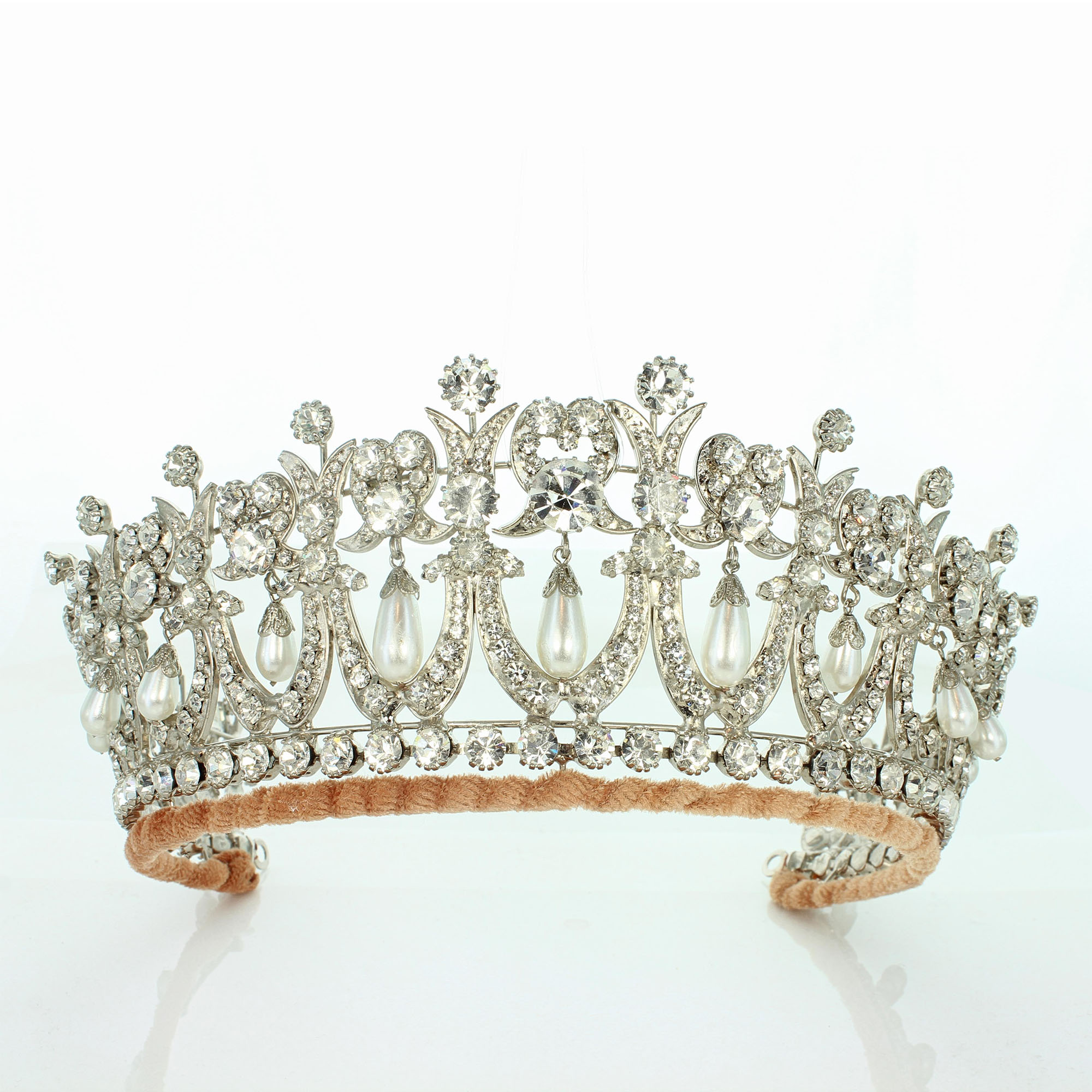 The Cambridge Lovers' Knot Tiara Replica - Replica Crown Jewels